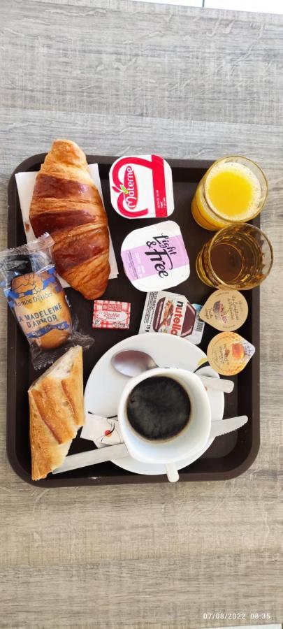 Enor Hotel - Guingamp Saint-Agathon Εξωτερικό φωτογραφία